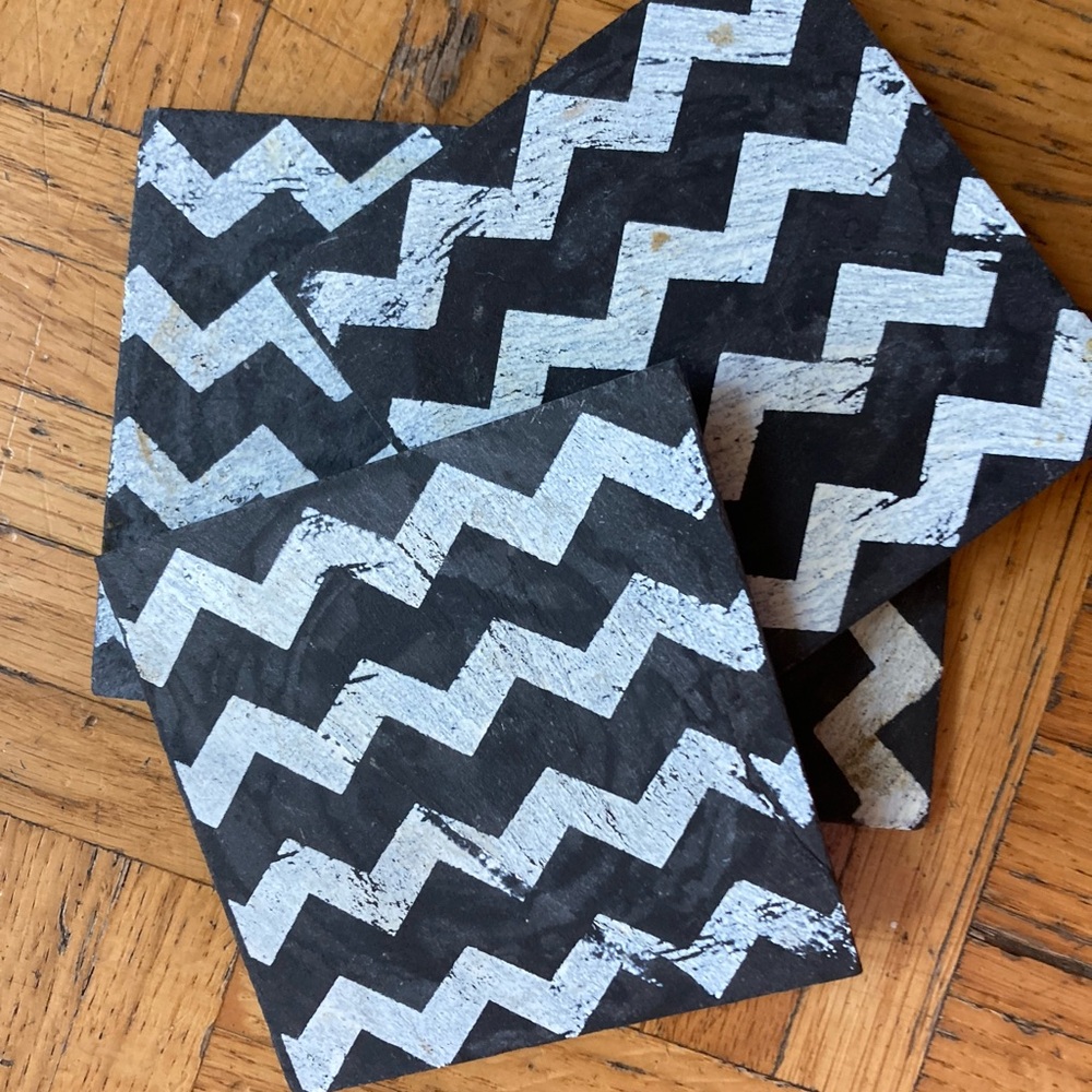 ♥️💚Black and White Chevron Coasters